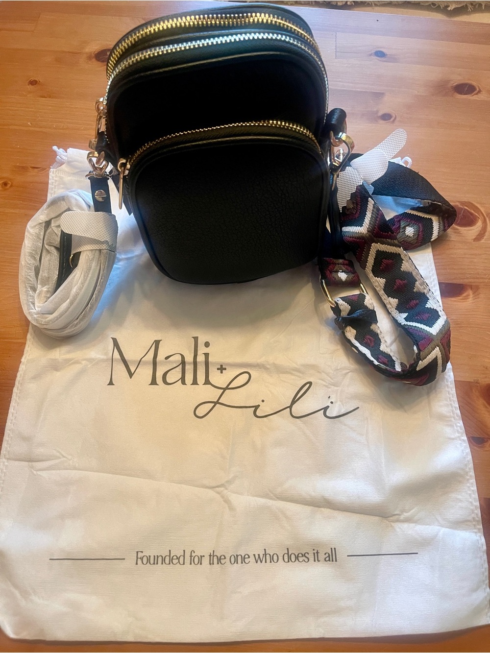 Mali + Lili Josie Triple Zip Vegan Leather Crossbody Bag Black 2 Straps NWT - Picture 2 of 10